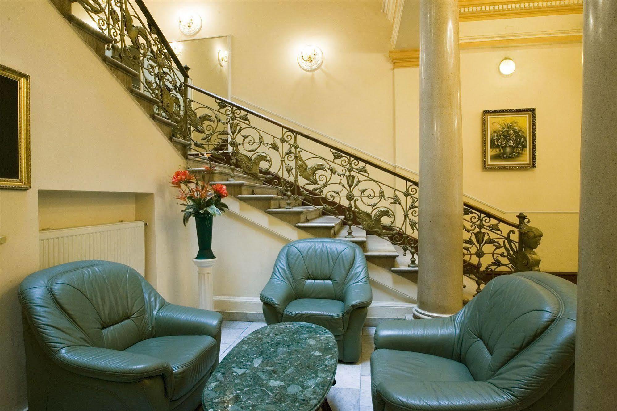 Tisza Hotel Szeged Bagian luar foto